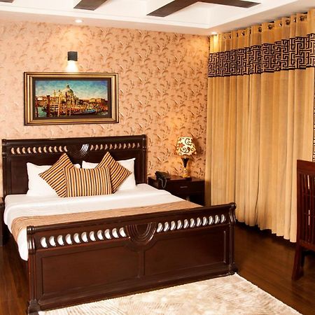 Royal Elegance Hotel Lahor Dış mekan fotoğraf