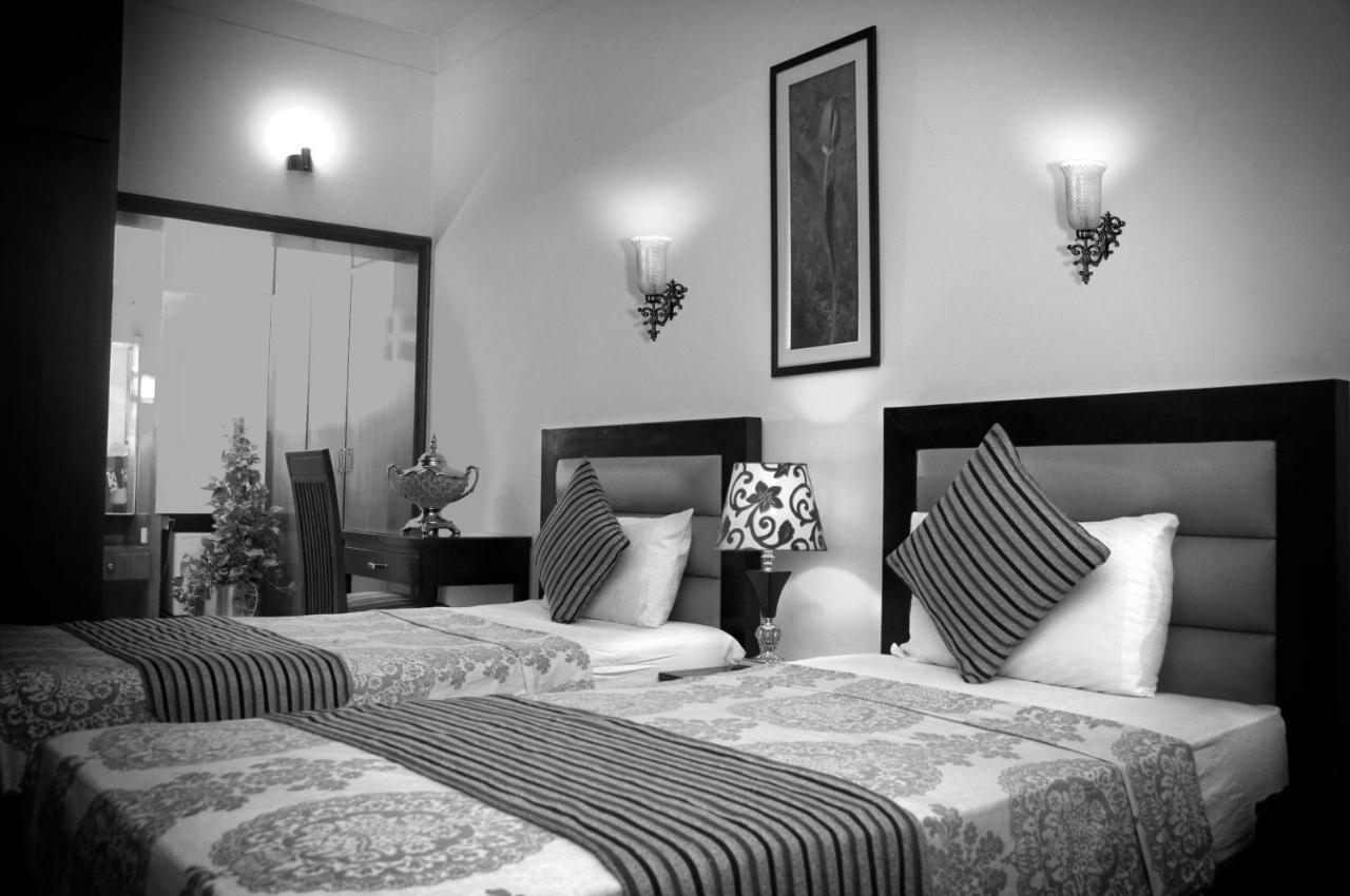 Royal Elegance Hotel Lahor Dış mekan fotoğraf